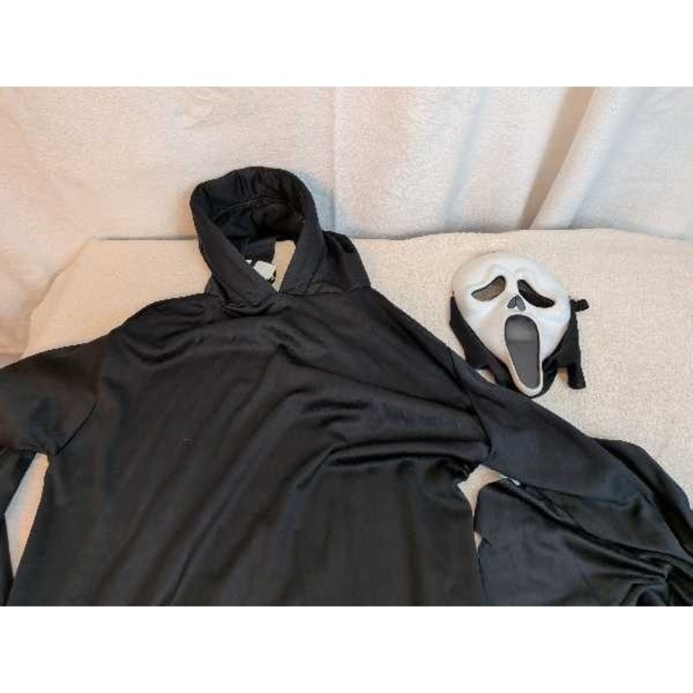 Spirit Halloween Ghost Face Robe Costume Mask Horror Scream Adult One Size - Picture 9 of 10